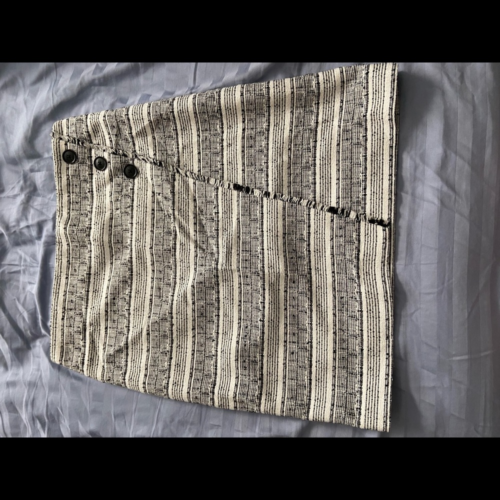 Black and white tweed pencil skirt